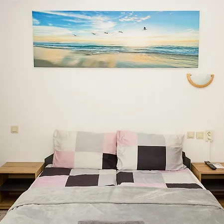 Two Identical Designer 2Bd Flats With Sea View In Balchik By Flat Mаnager Apartment Exterior photo