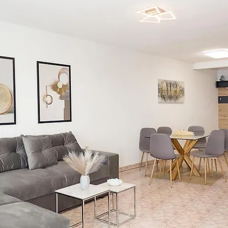 Two Identical Designer 2Bd Flats With Sea View In Balchik By Flat Mаnager Apartment Exterior photo