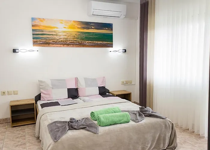 Two Identical Designer 2Bd Flats With Sea View In Balchik By Flat Mаnager