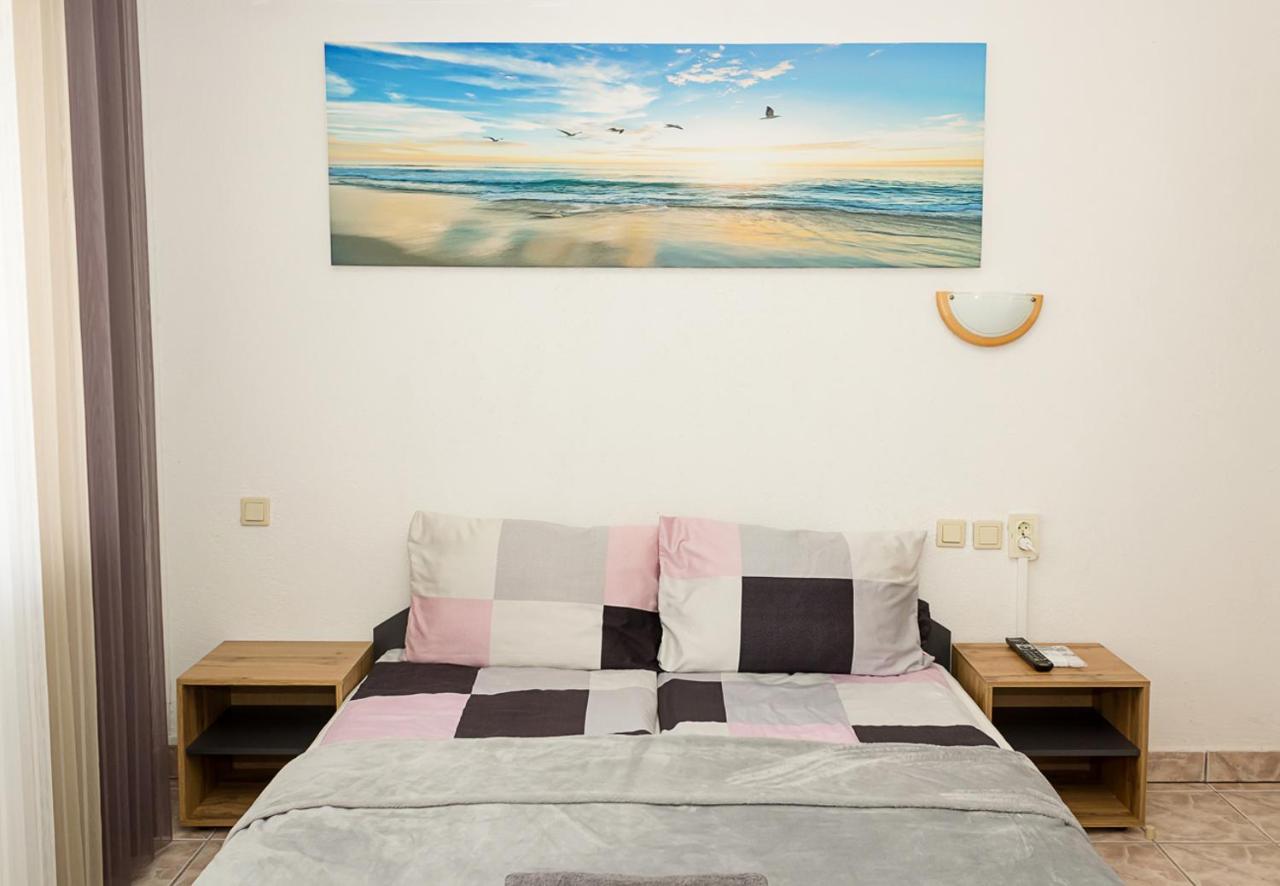 Two Identical Designer 2bd Flats With Sea View In By Flat Mаnager Apartament *