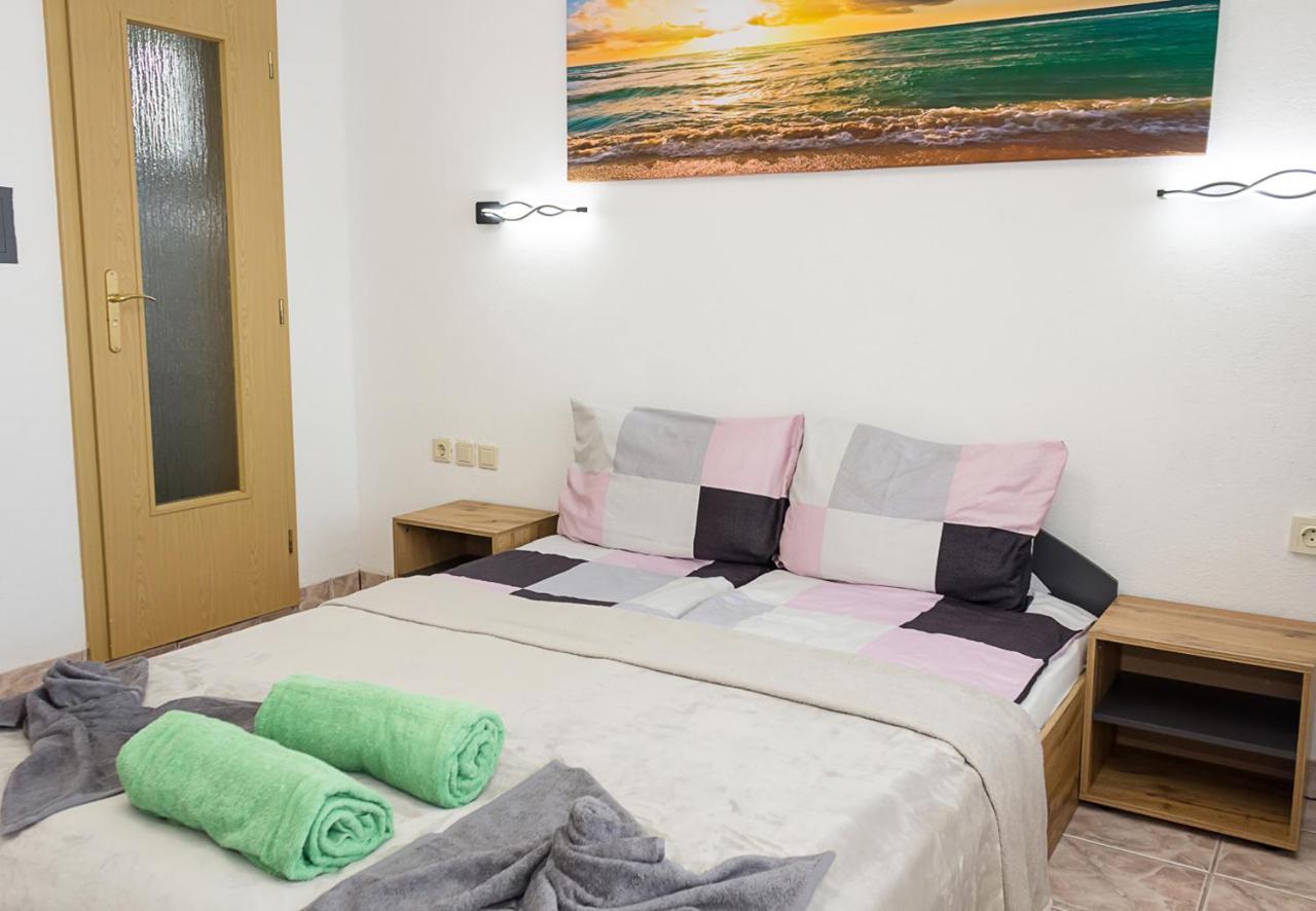 Two Identical Designer 2bd Flats With Sea View In By Flat Mаnager