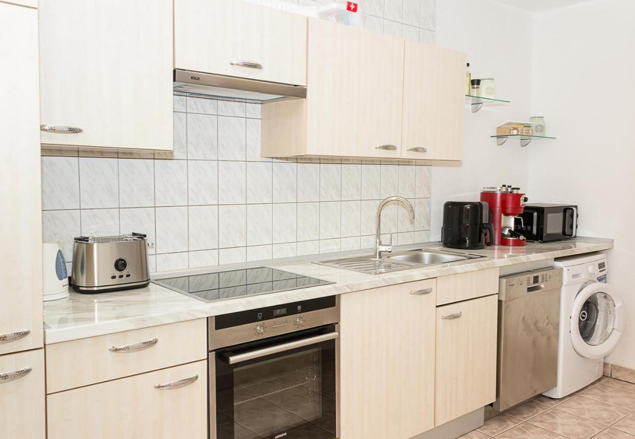 Two Identical Designer 2bd Flats With Sea View In By Flat Mаnager
