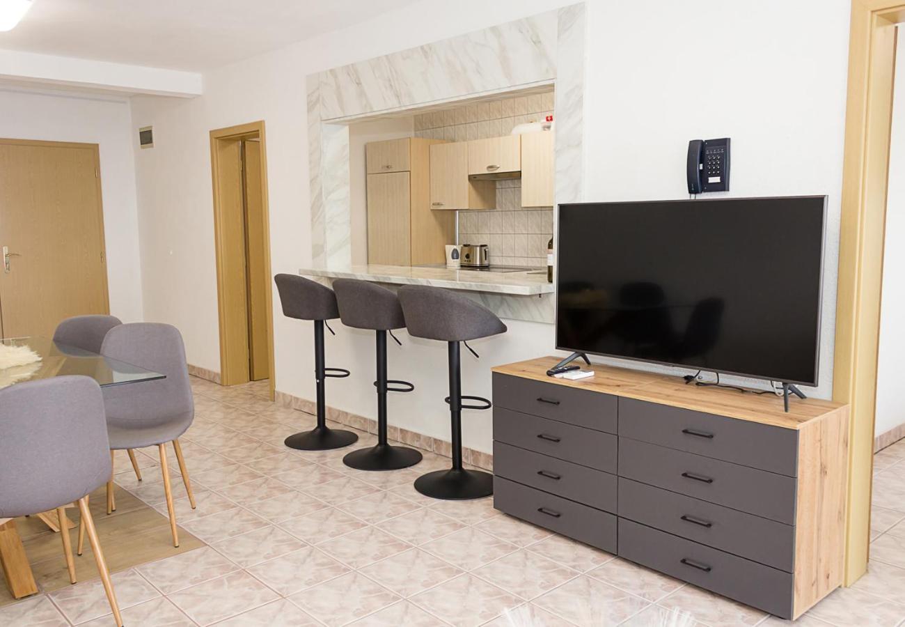 Two Identical Designer 2bd Flats With Sea View In By Flat Mаnager * Balcic